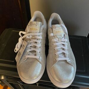 Addias tennis / runners